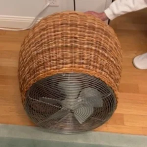 Kreative Reparatur oder Verkleidung eines Ventilators mit Korbgeflecht – Said in Aktion